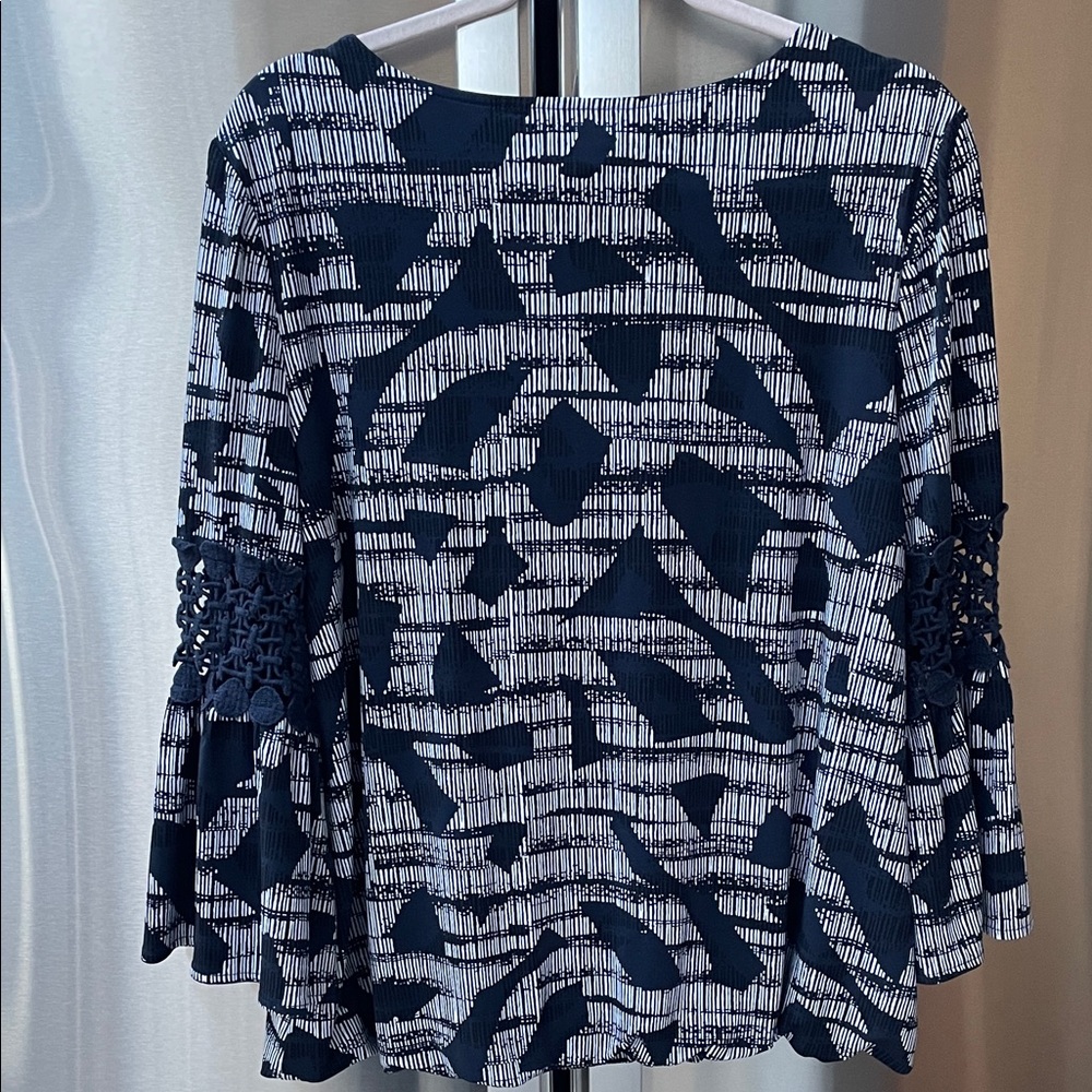 Alfani Navy and White Abstract Blouse - Picture 6 of 11